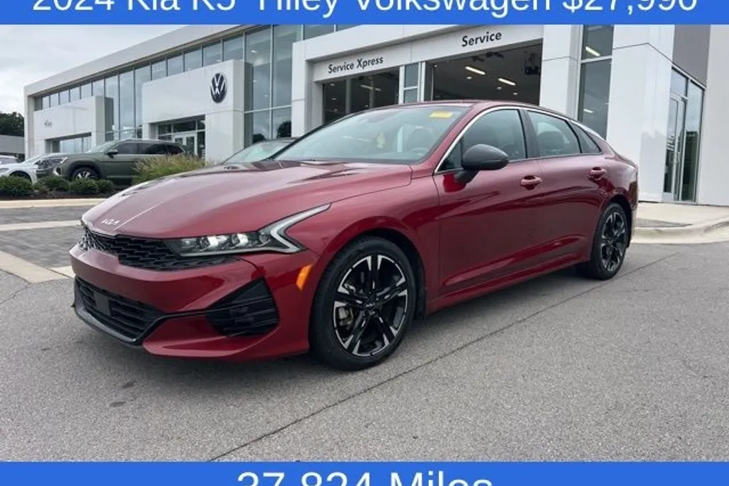 2024 Kia K5 GT-Line photo 1