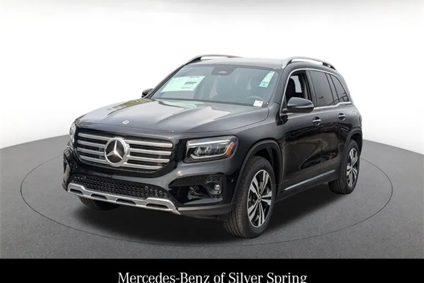 2025 Mercedes Benz GLB 250 4MATIC photo 1