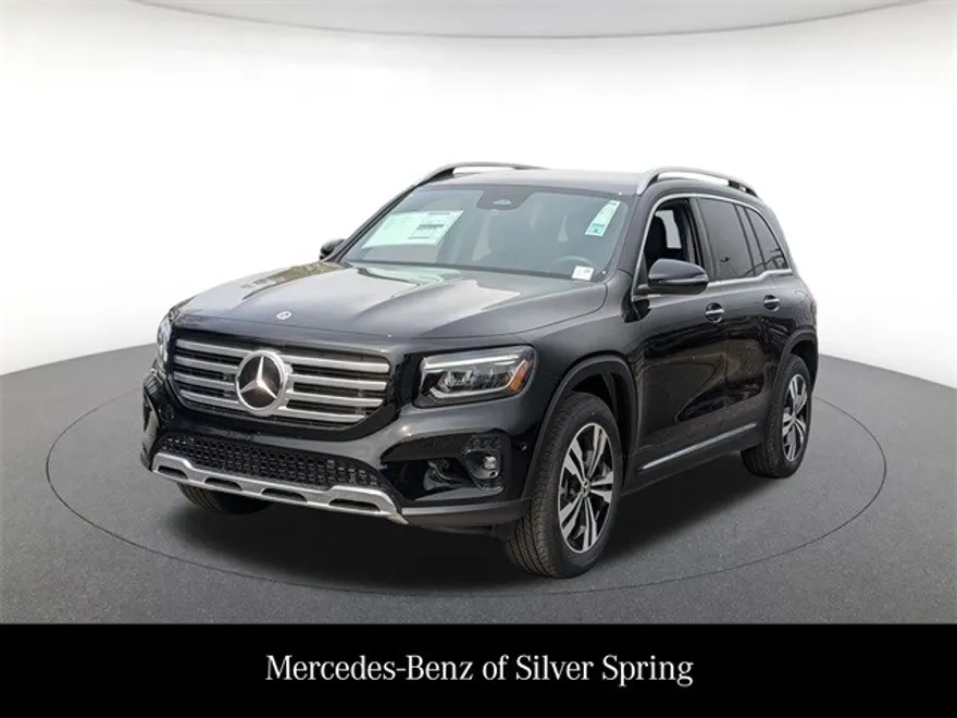 2025 Mercedes Benz GLB 250 4MATIC photo 1