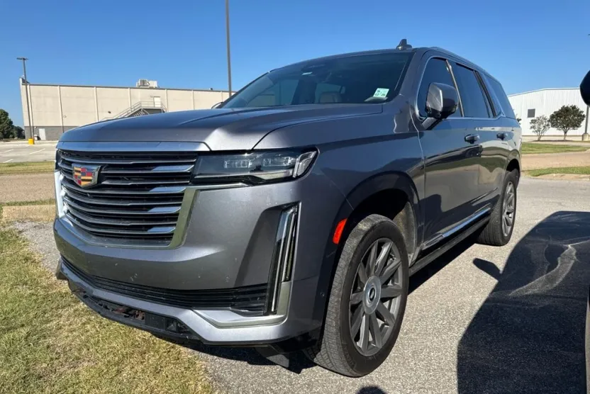 2021 Cadillac Escalade Premium Luxury Platinum photo 1