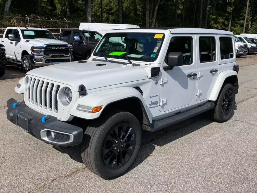 2022 Jeep Wrangler 4xe Unlimited Sahara photo 1