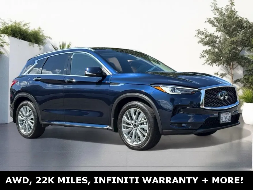 2023 Infiniti QX50 Luxe AWD photo 1