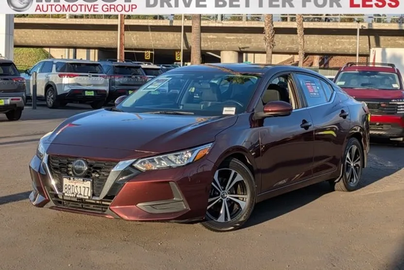 2020 Nissan Pathfinder SV photo 1