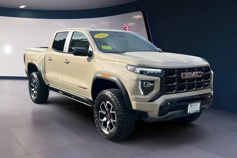 2024 Gmc Canyon AT4X photo 1