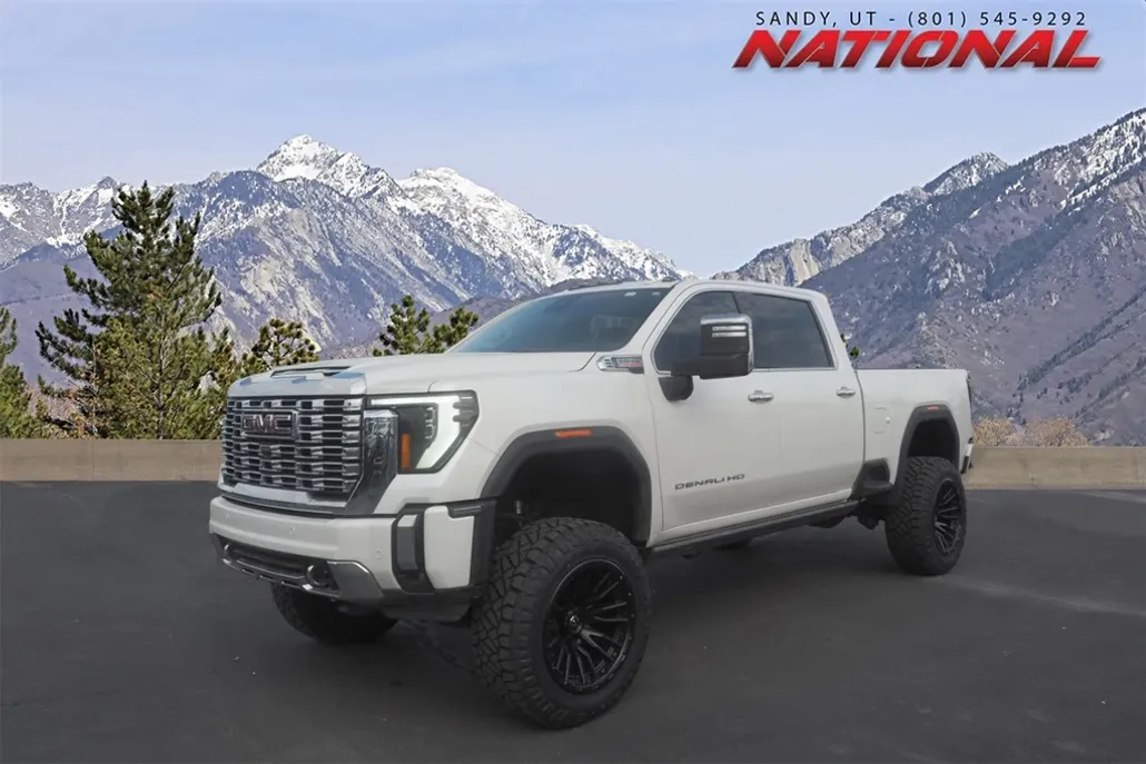 2024 Gmc Sierra HD Denali photo 1