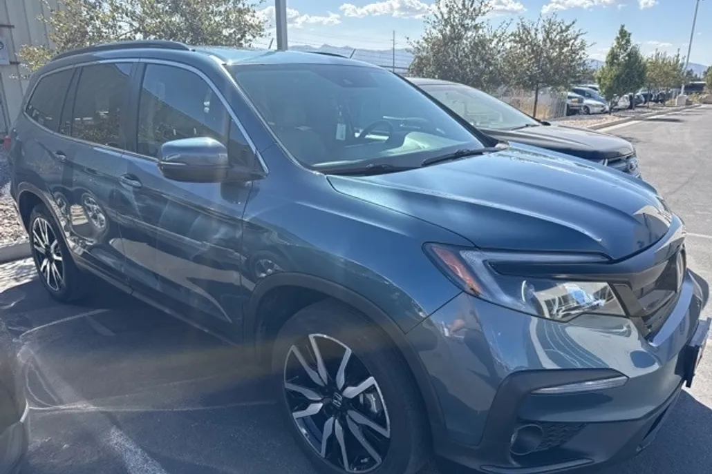 2022 Honda Pilot Special Edition photo 1