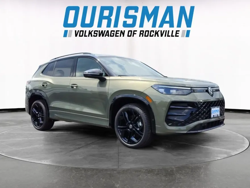 2025 Volkswagen Tiguan SE R-Line Black photo 1