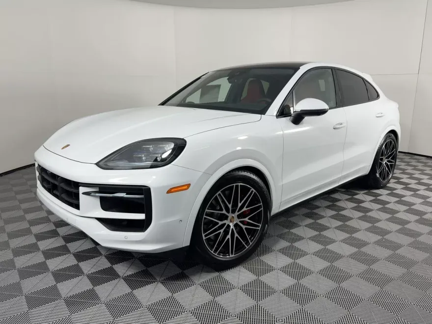 2026 Porsche Cayenne Coupe S photo 1