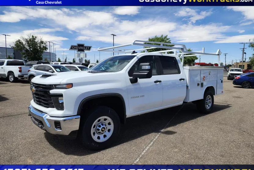 2024 Chevrolet Silverado 3500HD photo 1