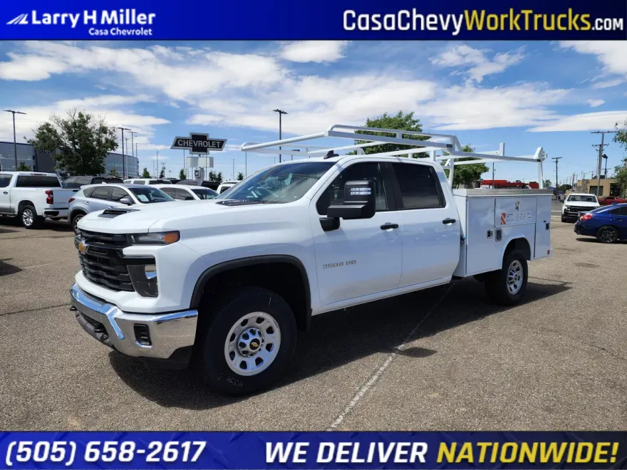 2024 Chevrolet Silverado 3500HD photo 1