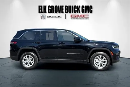 2023 Jeep Grand Cherokee Limited photo 3
