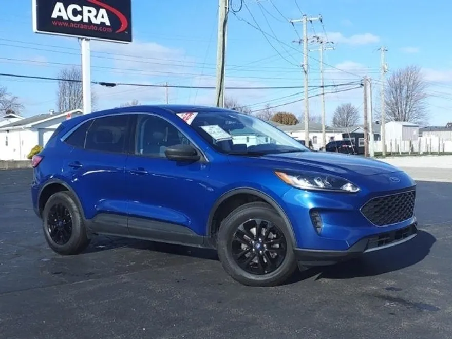 2022 Ford Escape SE photo 1
