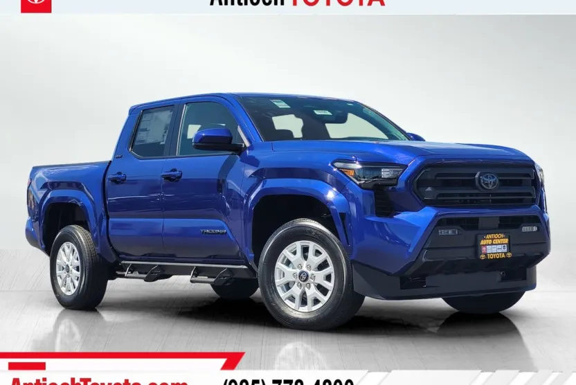 2025 Toyota Tacoma SR5 4x4 Double Cab photo 1