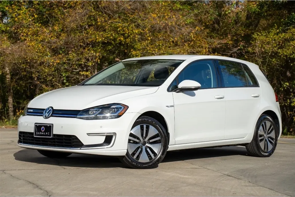2017 Volkswagen e-Golf SEL Premium photo 1