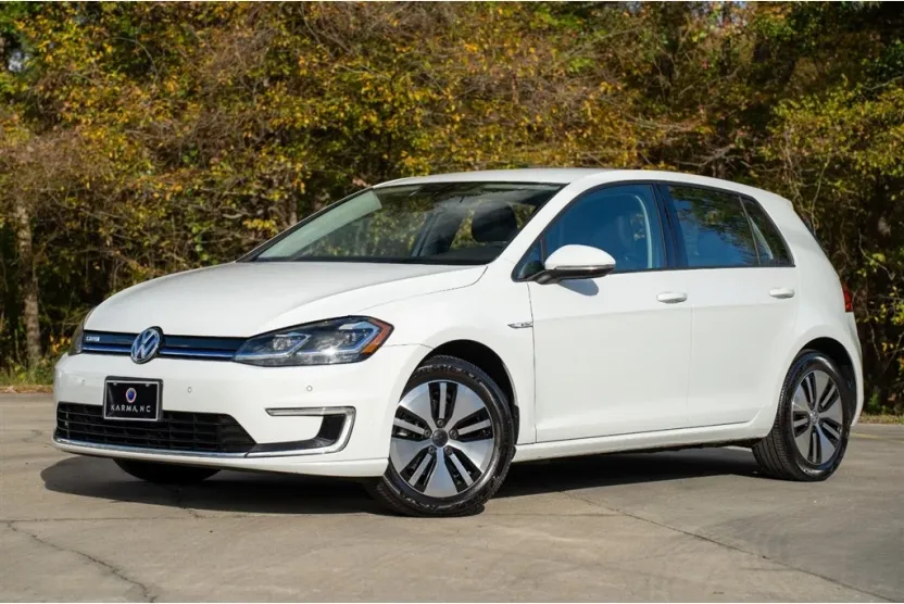 2017 Volkswagen e-Golf SEL Premium photo 1