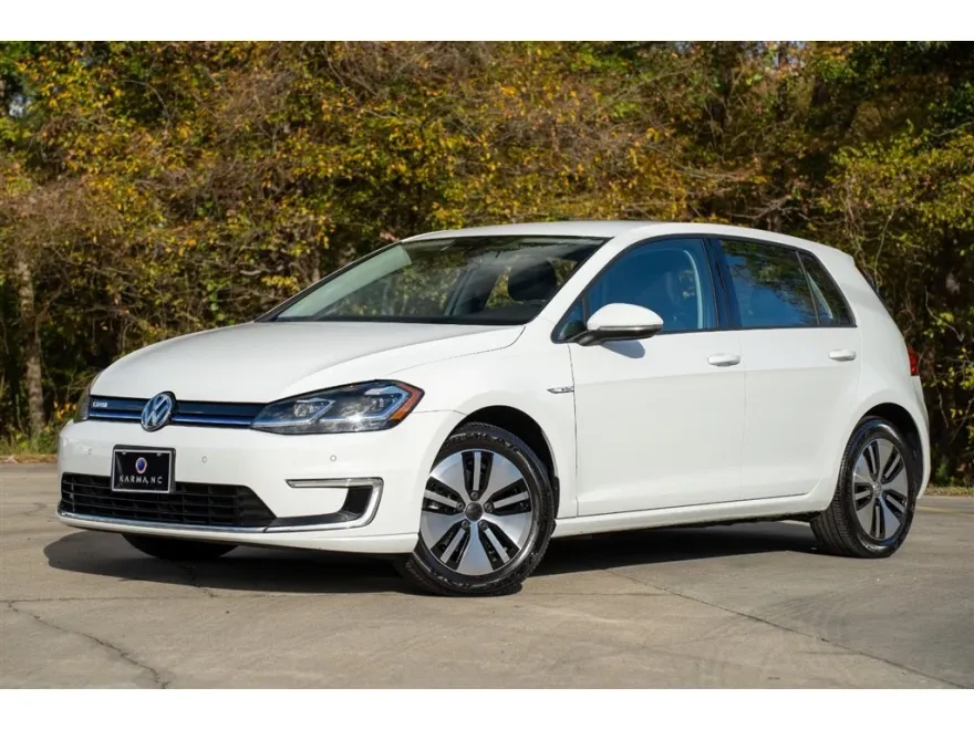 2017 Volkswagen e-Golf SEL Premium photo 1
