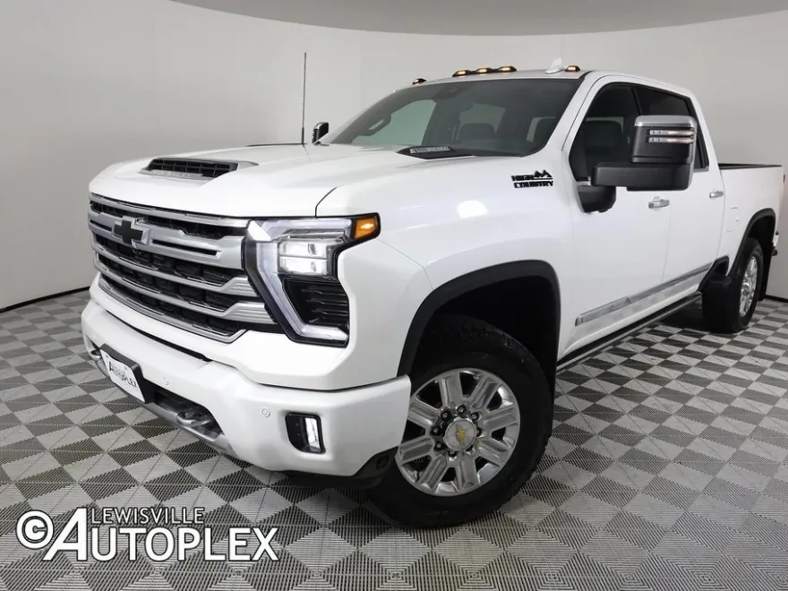 2024 Chevrolet Silverado 2500HD High Country photo 1