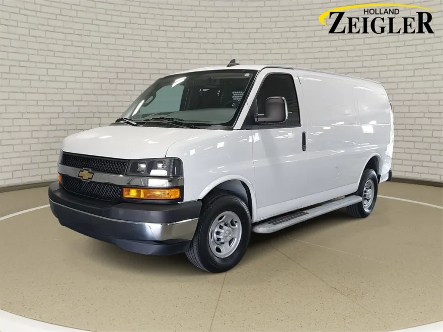 2023 Chevrolet Express 2500 Work Van Cargo photo 1
