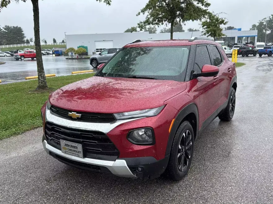 2021 Chevrolet Trailblazer LT photo 1