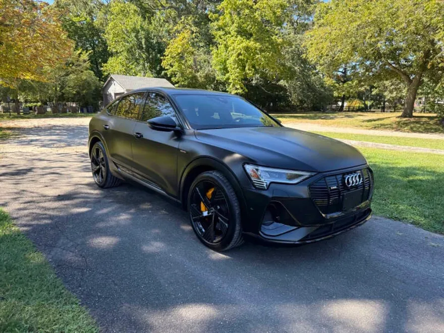 2023 Audi e-tron Sportback Prestige S line photo 1