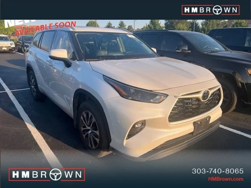 2024 Toyota Highlander XLE photo 1