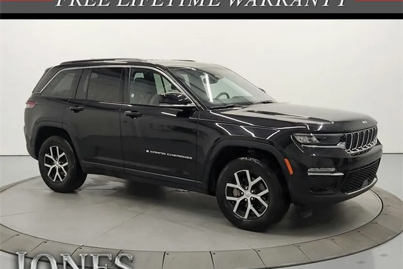 2024 Jeep Grand Cherokee Limited photo 1