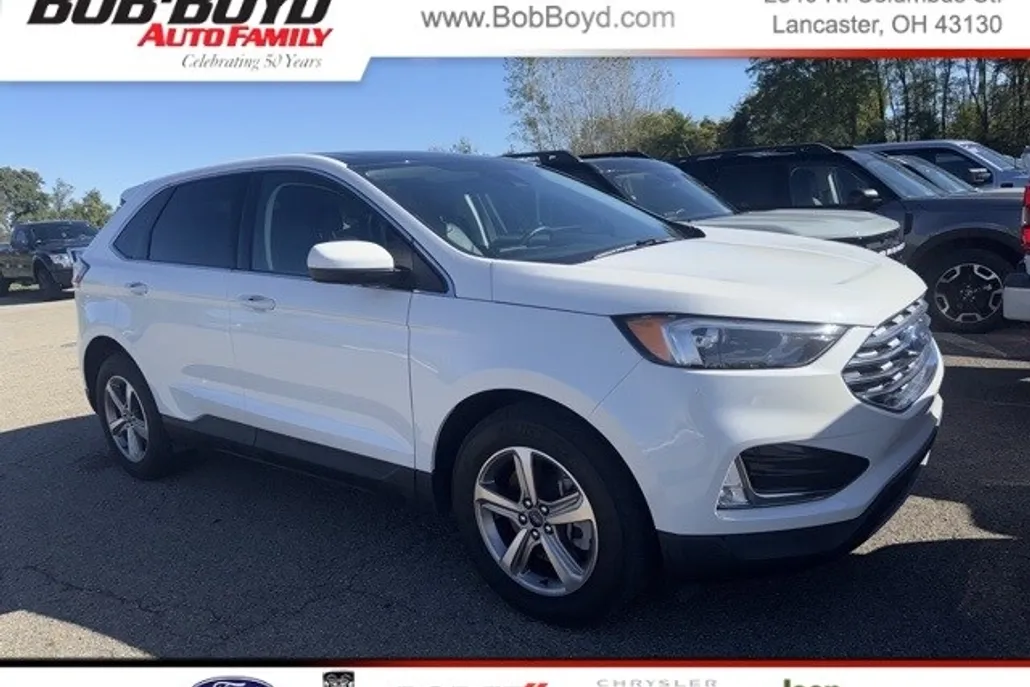 2022 Ford Edge SEL photo 1