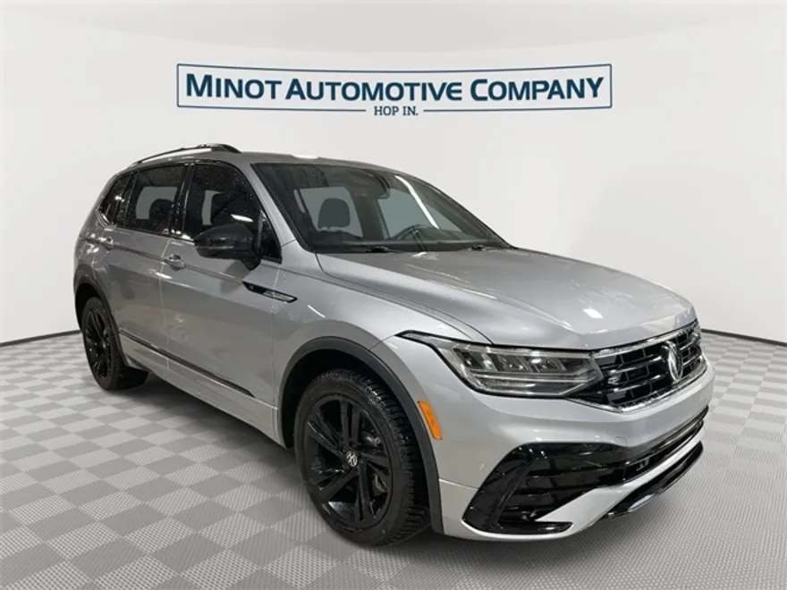2023 Volkswagen Tiguan SE R-Line Black photo 1
