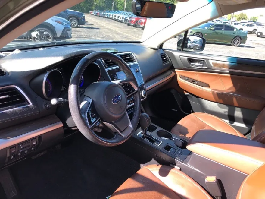 2019 Subaru Outback 2.5i photo 1