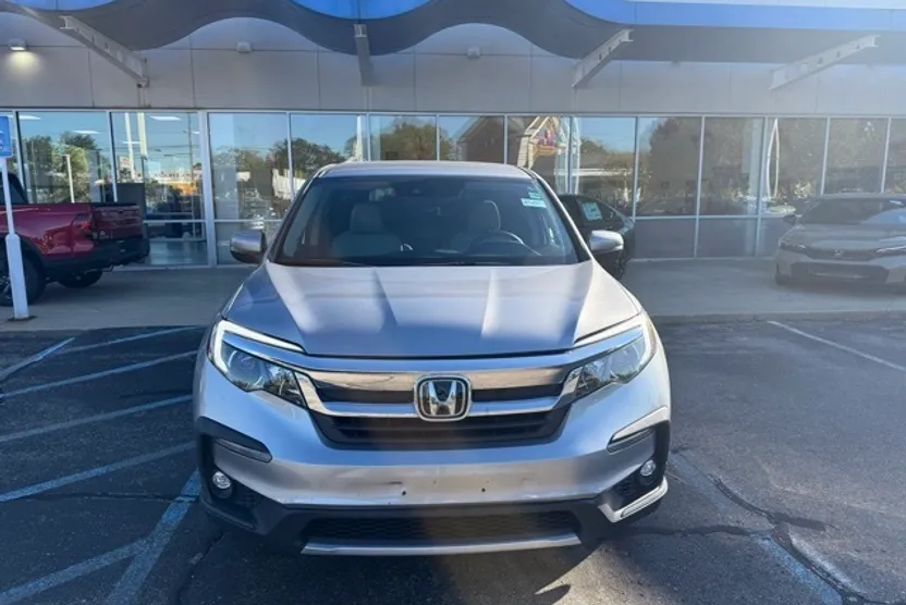 2020 Honda Pilot EX photo 1