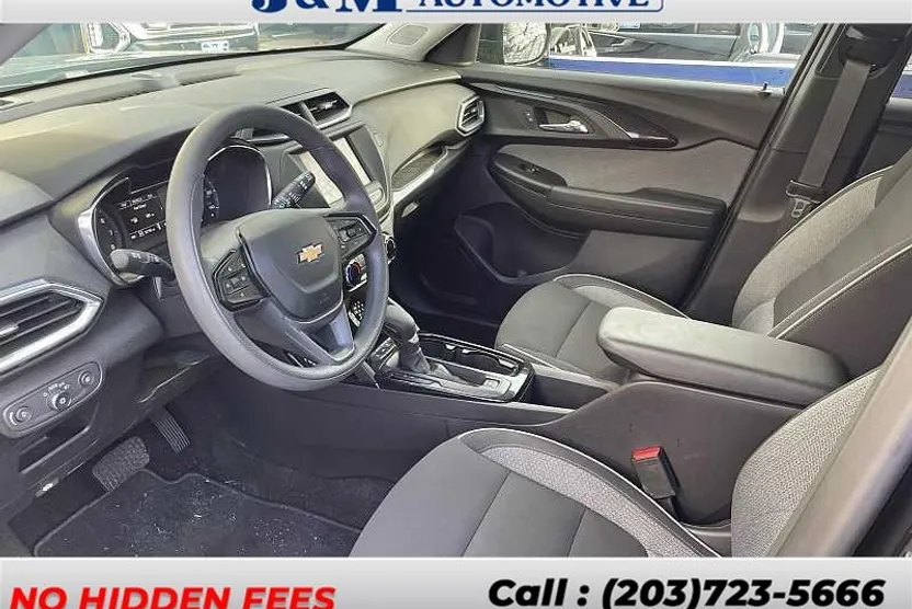 2023 Chevrolet Trailblazer LT photo 1