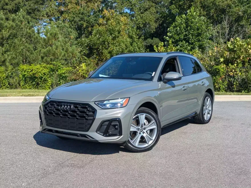 2025 Audi Q5 45 S line Premium photo 1