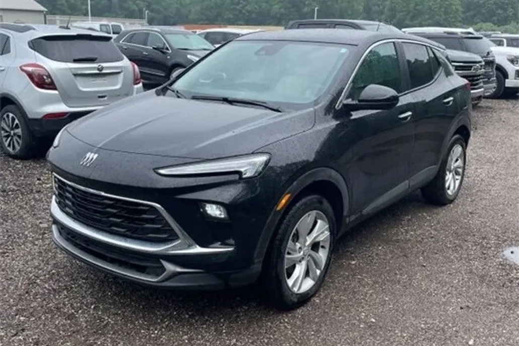 2024 Buick Encore GX Preferred photo 1