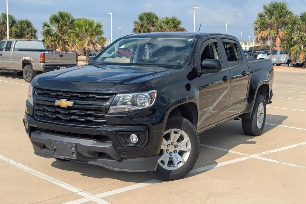 2022 Chevrolet Colorado LT photo 1