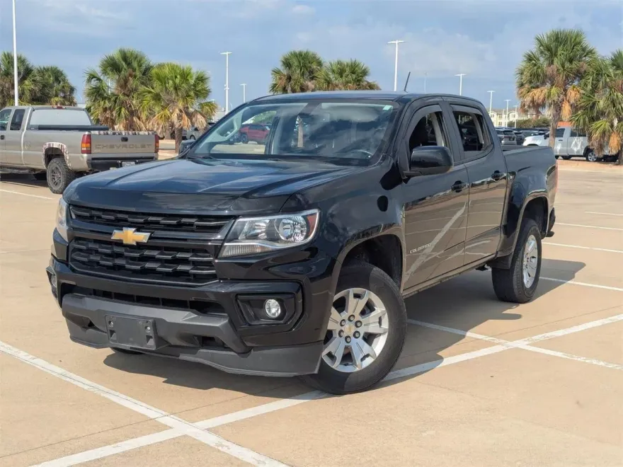2022 Chevrolet Colorado LT photo 1