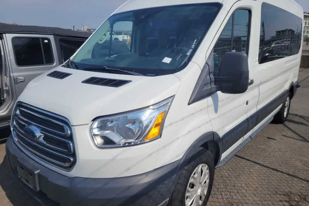 2018 Ford Transit photo 1