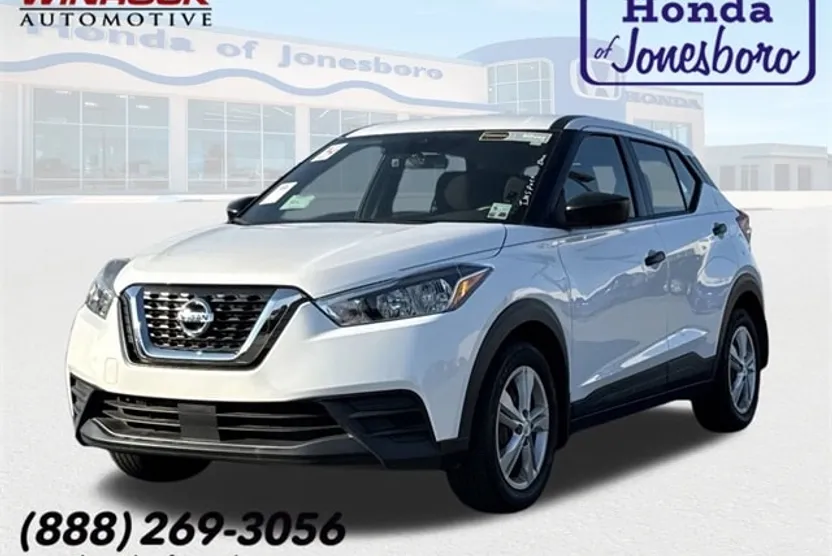 2020 Nissan Kicks S photo 1