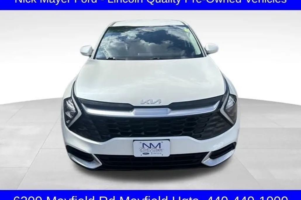 2023 Kia Sportage LX photo 1