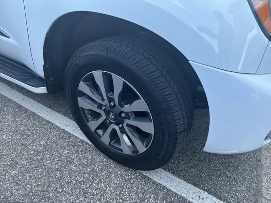 2019 Toyota Sequoia Limited photo 1