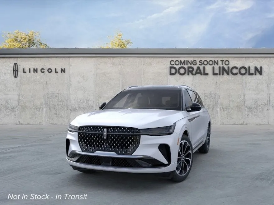 2025 Lincoln Nautilus Reserve photo 1
