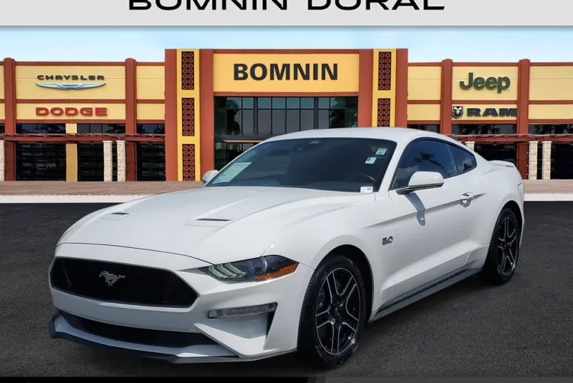2023 Ford Mustang GT photo 1