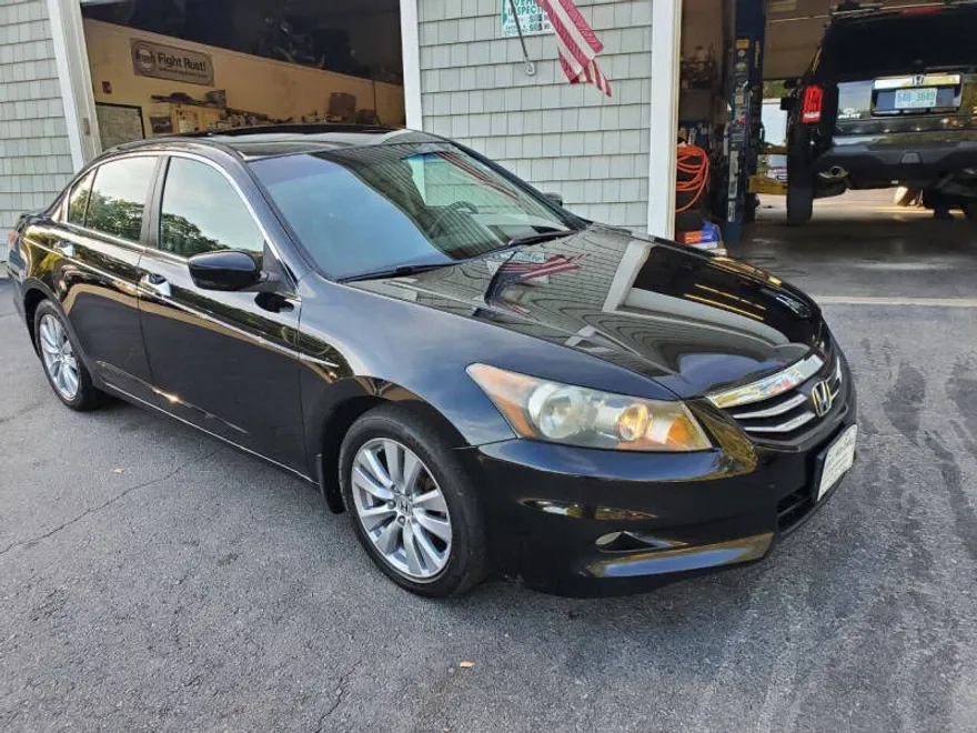 2011 Honda Accord EX-L V6 photo 1
