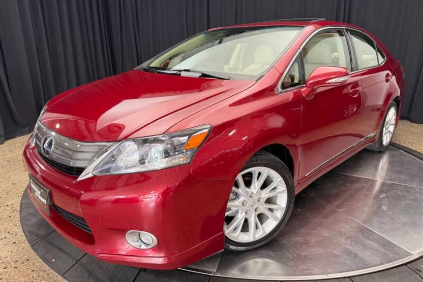 2010 Lexus HS 250h photo 1