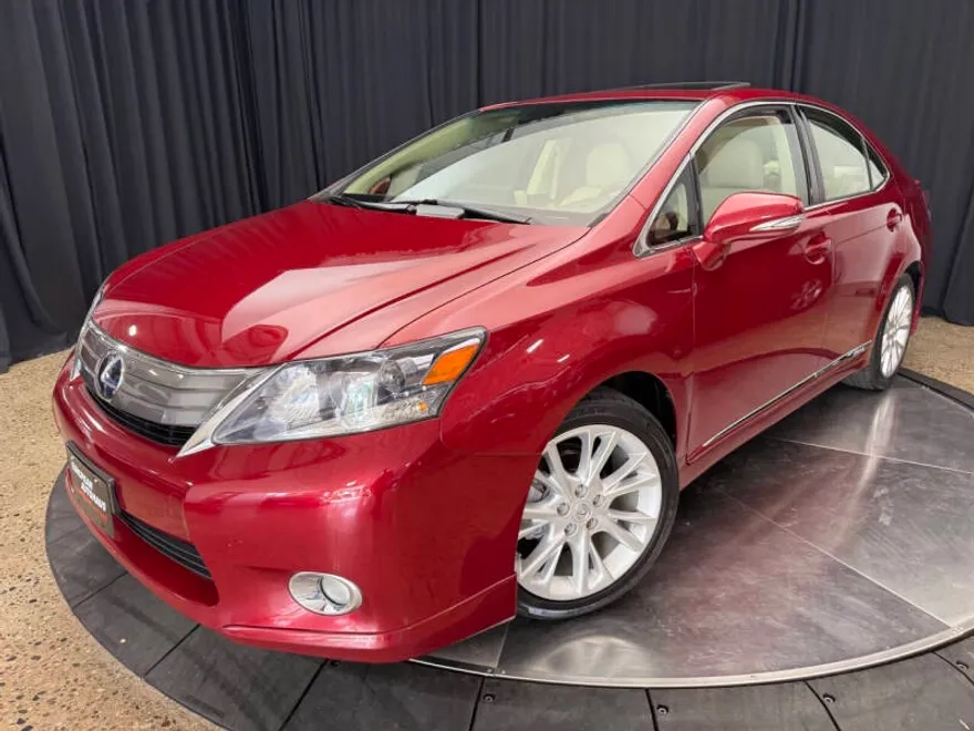 2010 Lexus HS 250h photo 1