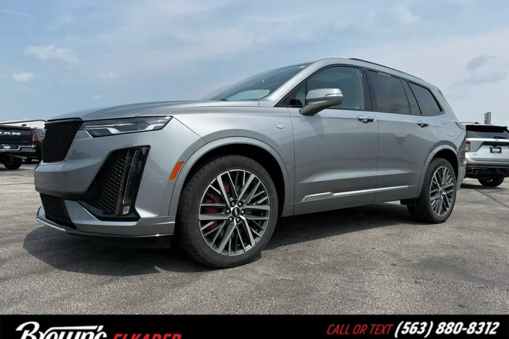 2024 Cadillac XT6 Sport photo 1