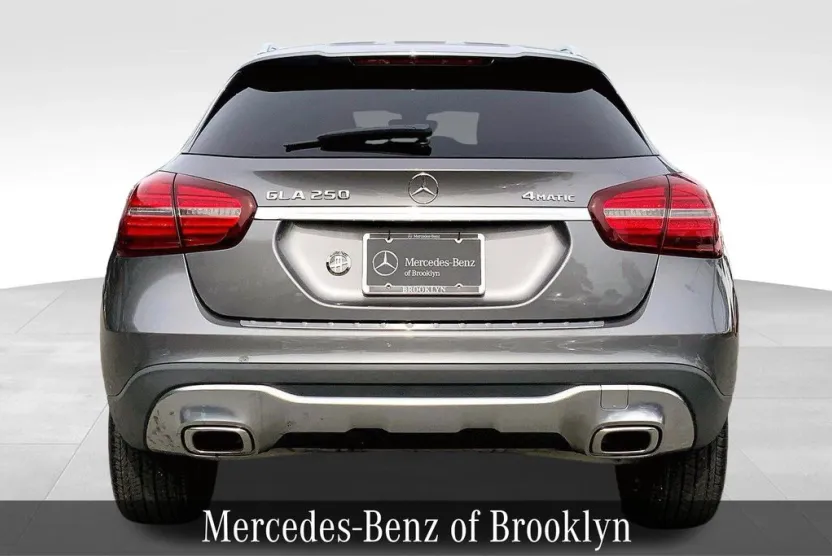 2020 Mercedes Benz GLA 250 4MATIC photo 1