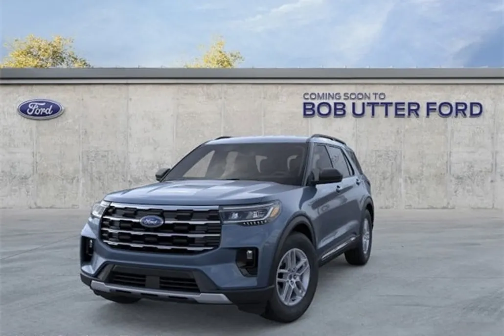 2025 Ford Explorer photo 1