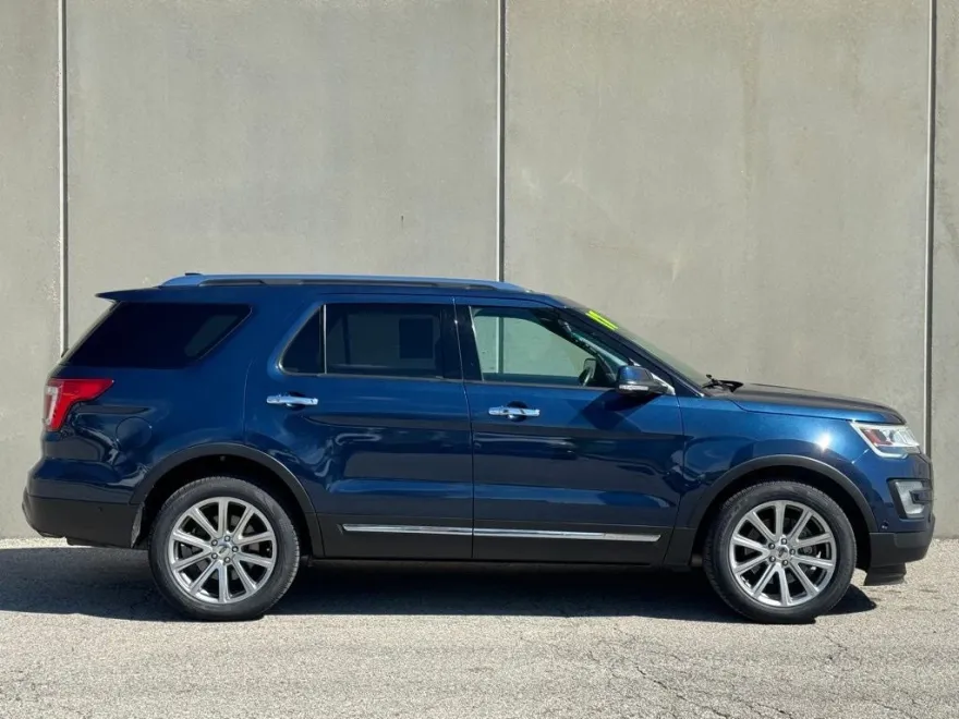 2017 Ford Explorer Limited photo 1