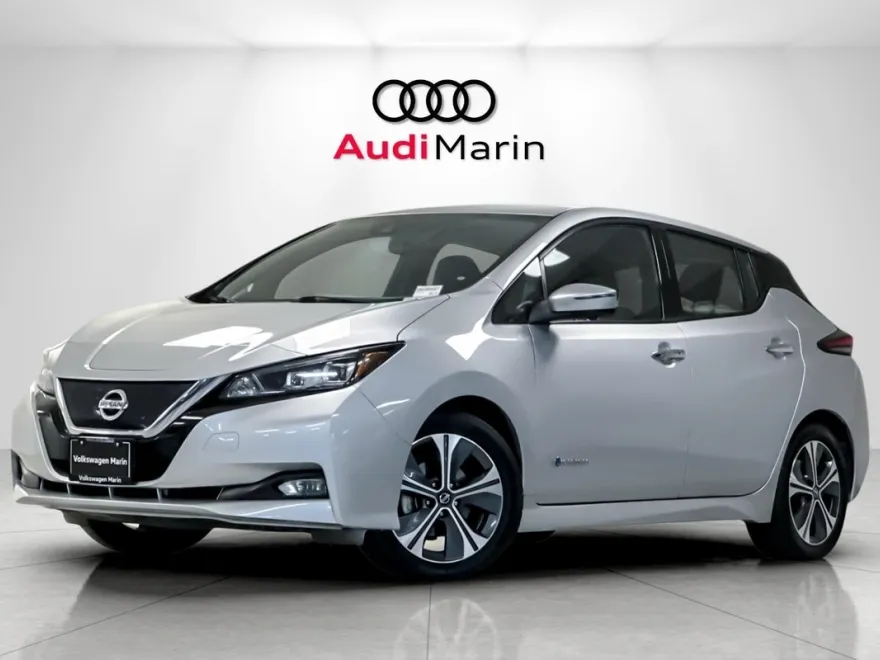 2019 Nissan Leaf SL photo 1