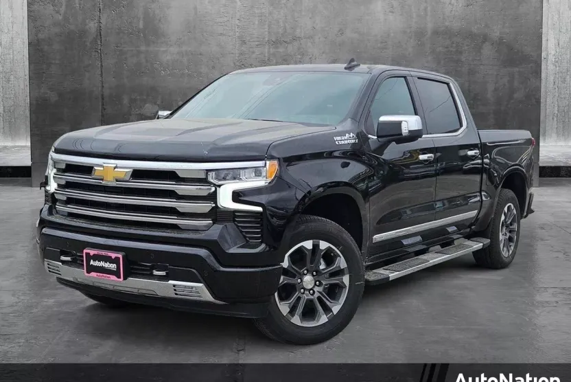 2025 Chevrolet Silverado 1500 High Country photo 1